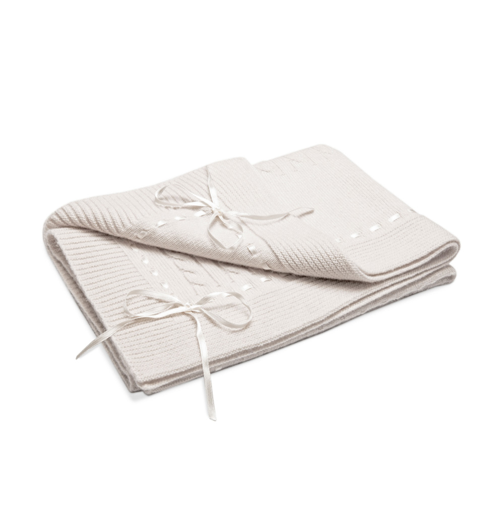 white-cashmere-baby-blanket-arte-dei-mercatanti