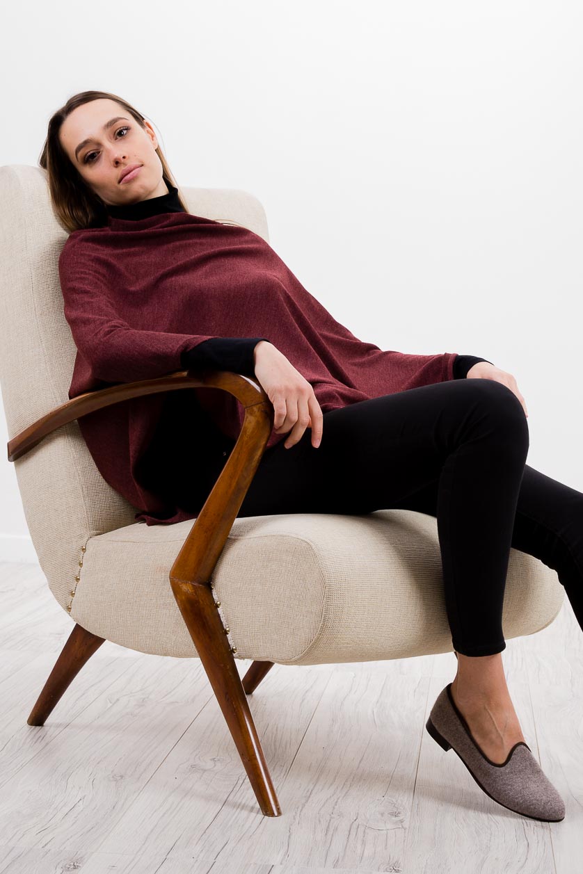 poncho-leggerissimo-in-lana-seta-dark-dust-arte-dei-mercatanti